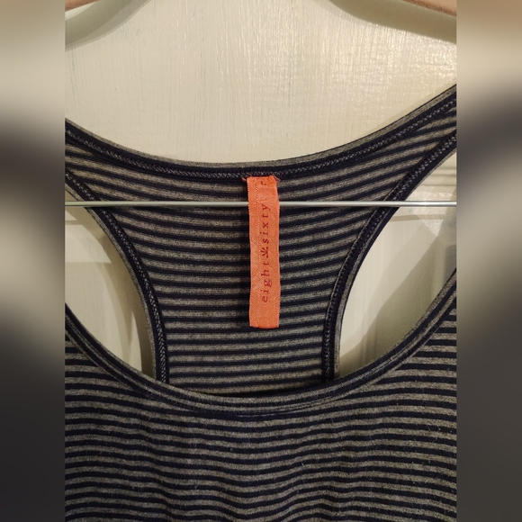 Size L Eight Sixty - Picture 3 of 3